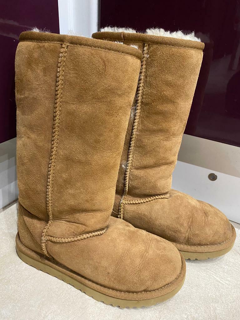 kids ugg boots size 13